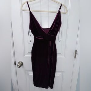 Windsor dark purple velvet midi dress size small